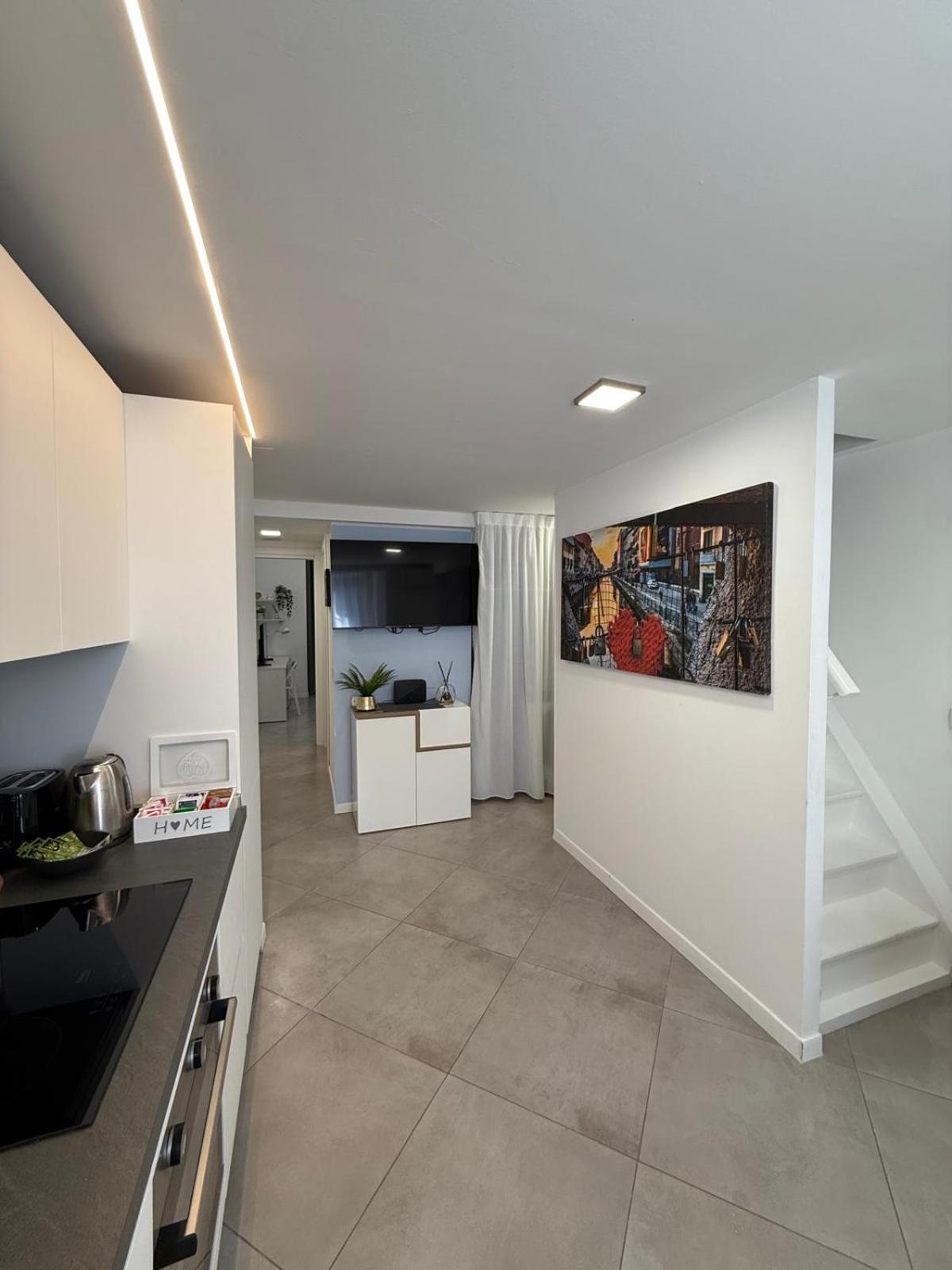 Apartment Comfort Loft - 3 Bedrooms, 3 Baths, Fast Wi-fi Milan